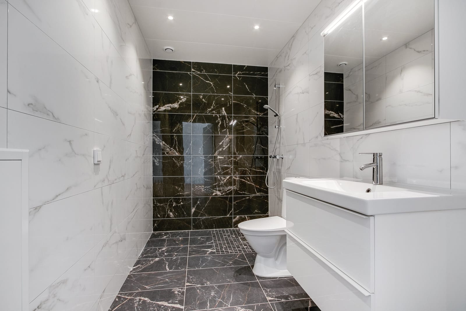 4 rok · 136 m² i Tumba – bild 6