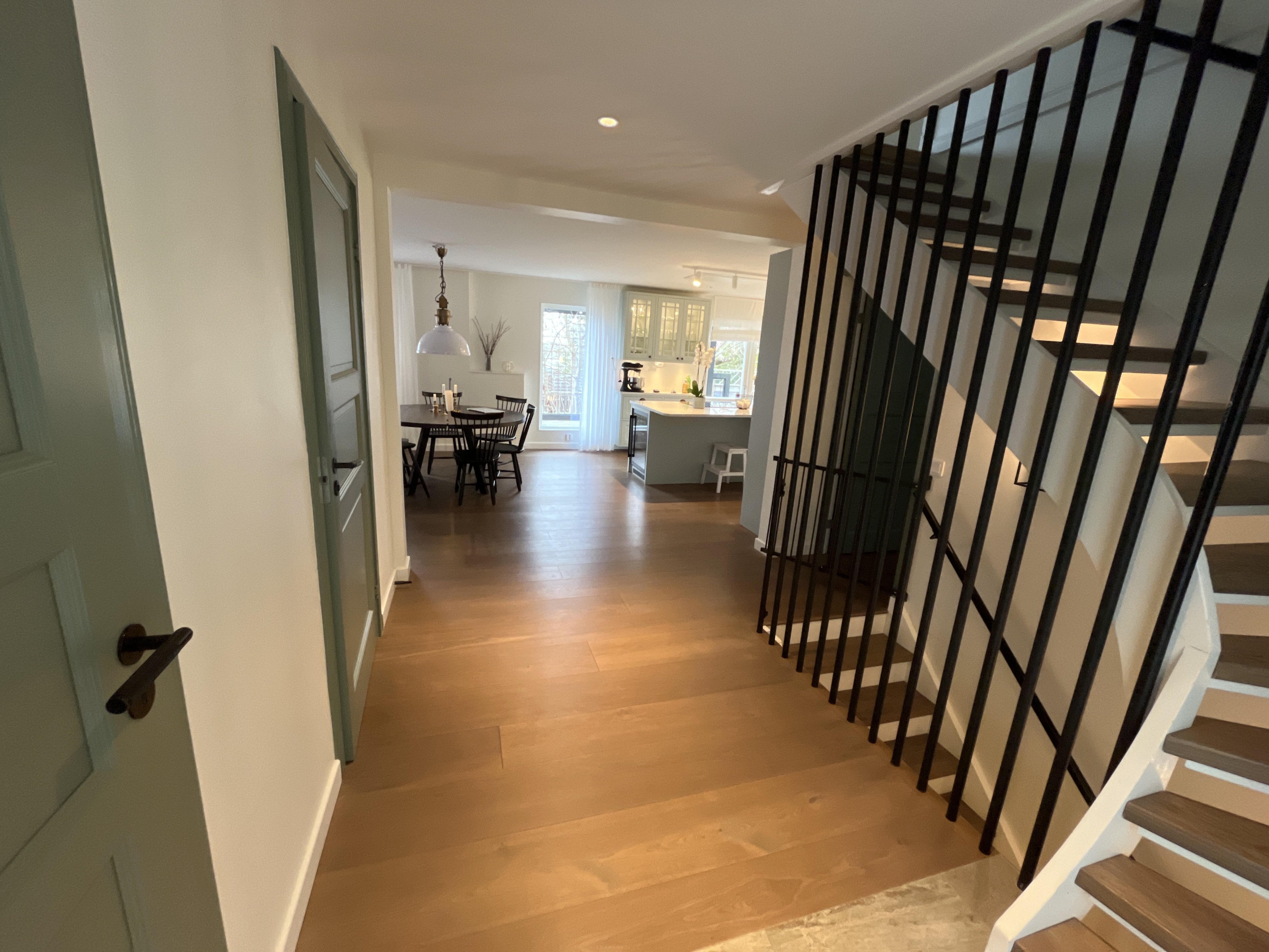 Villa/Hus, 9 rooms, 240 sqm, Segeltorp – bild 6