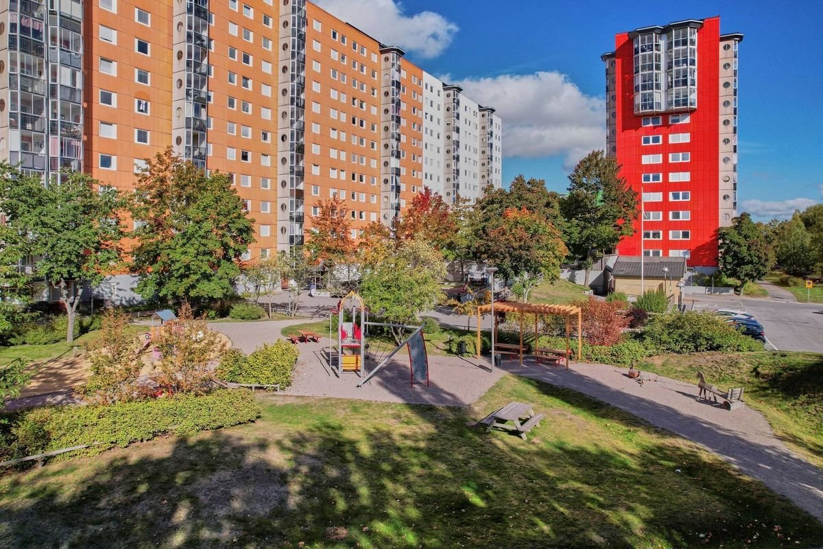 Lägenhet, 3 rooms, 63 sqm, Huddinge – Huddinge