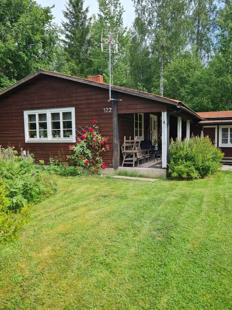 Stuga, 4 rooms, 70 sqm, Sala – Sala