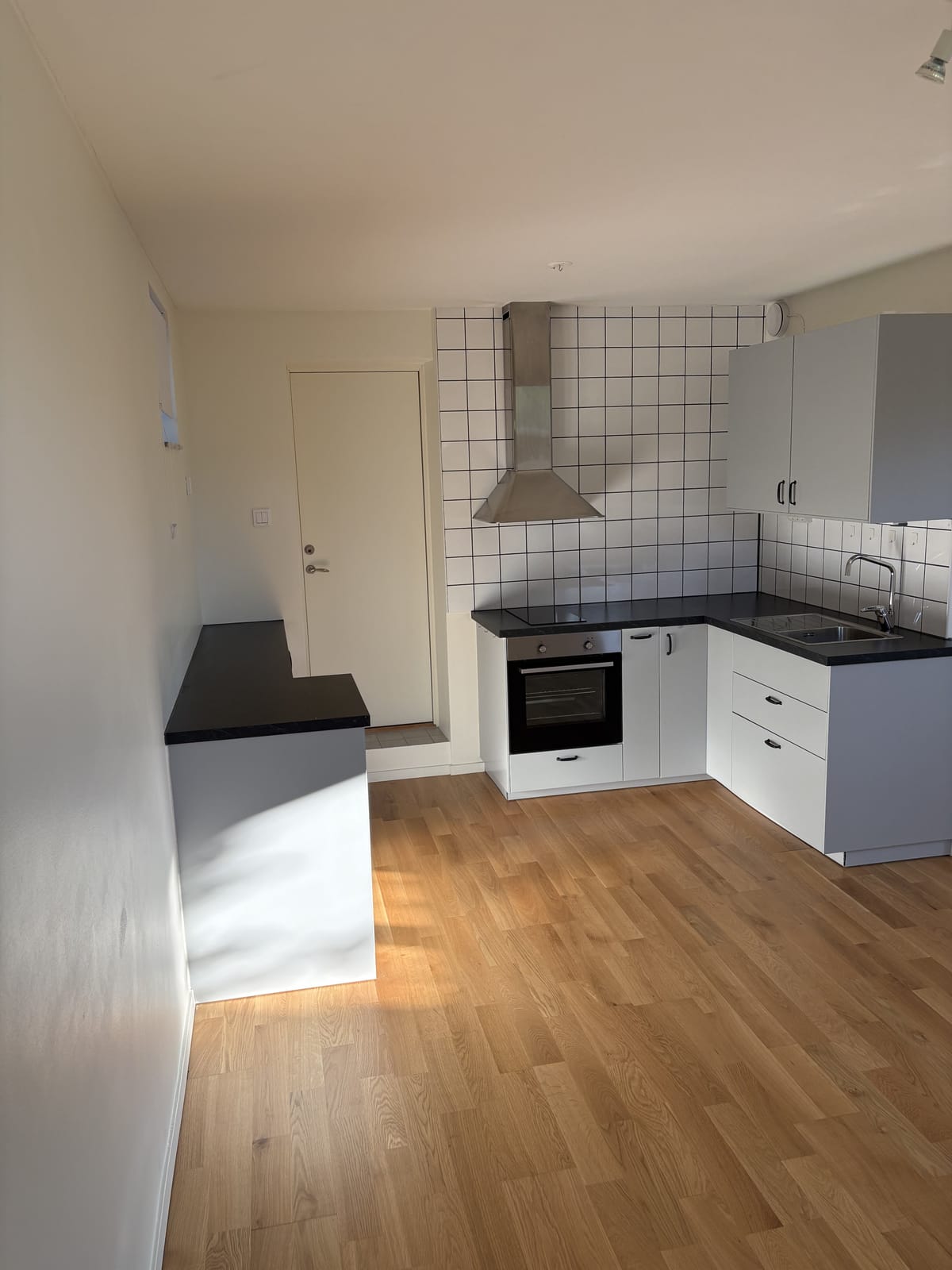 Lägenhet, 1 rooms, 35 sqm, Älvsjö