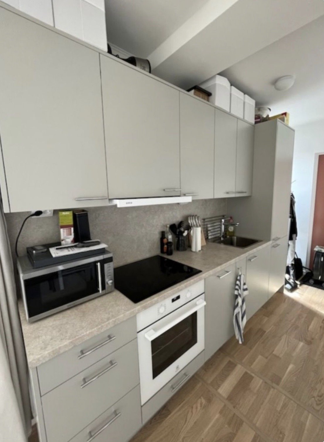 Lägenhet, 1 rooms, 28 sqm, Hässelby – bild 3