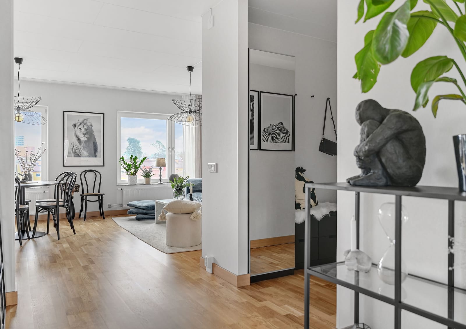 2 rok · 55 m² i Upplands Väsby – bild 2