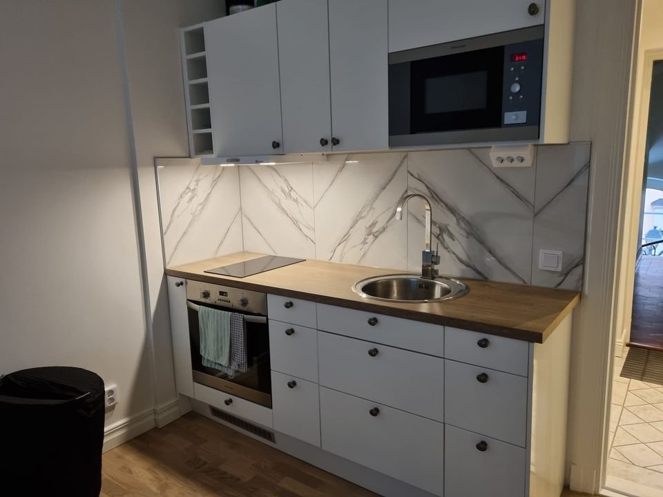 1 rok · 25 m² i Södertälje – Södertälje
