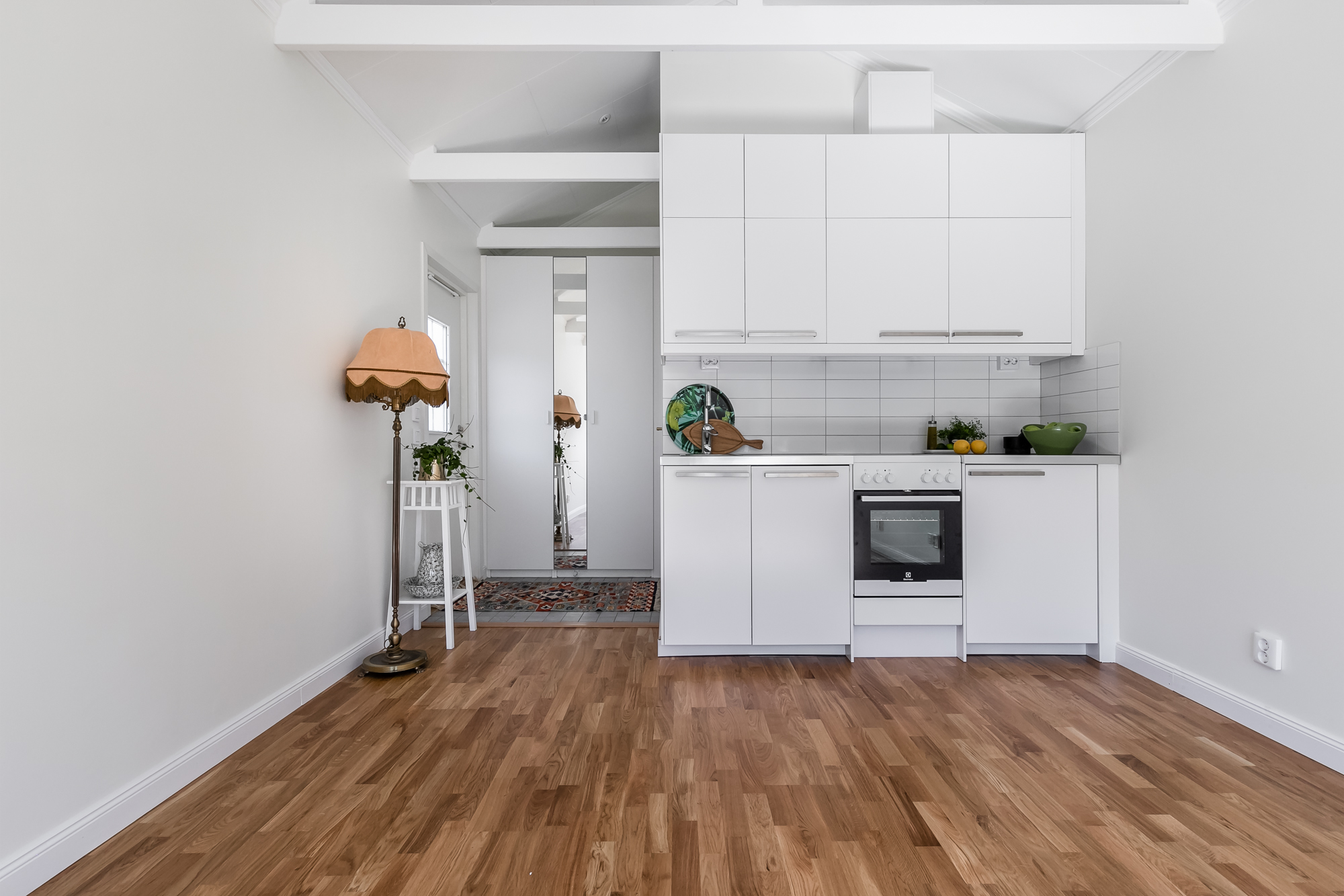 Lägenhet, 1 rooms, 30 sqm, Segeltorp – bild 7