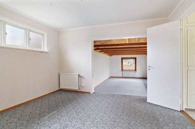 Villa/Hus, 6 rooms, 110 sqm, Överlida – bild 2