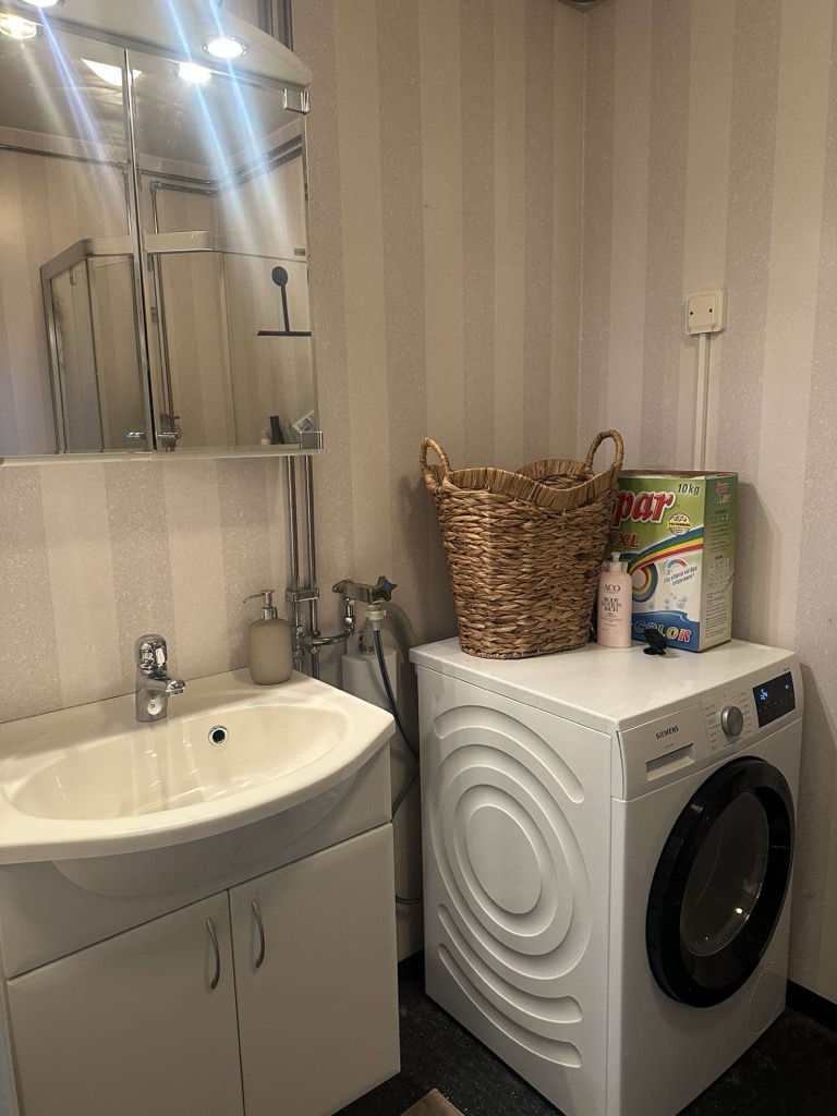 5 rok · 130 m² i Lidköping – bild 7