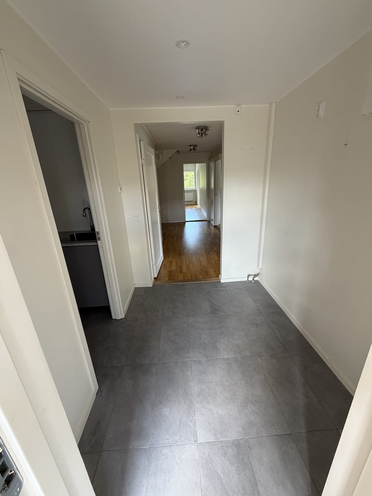 6 rok · 160 m² i Vega – bild 5