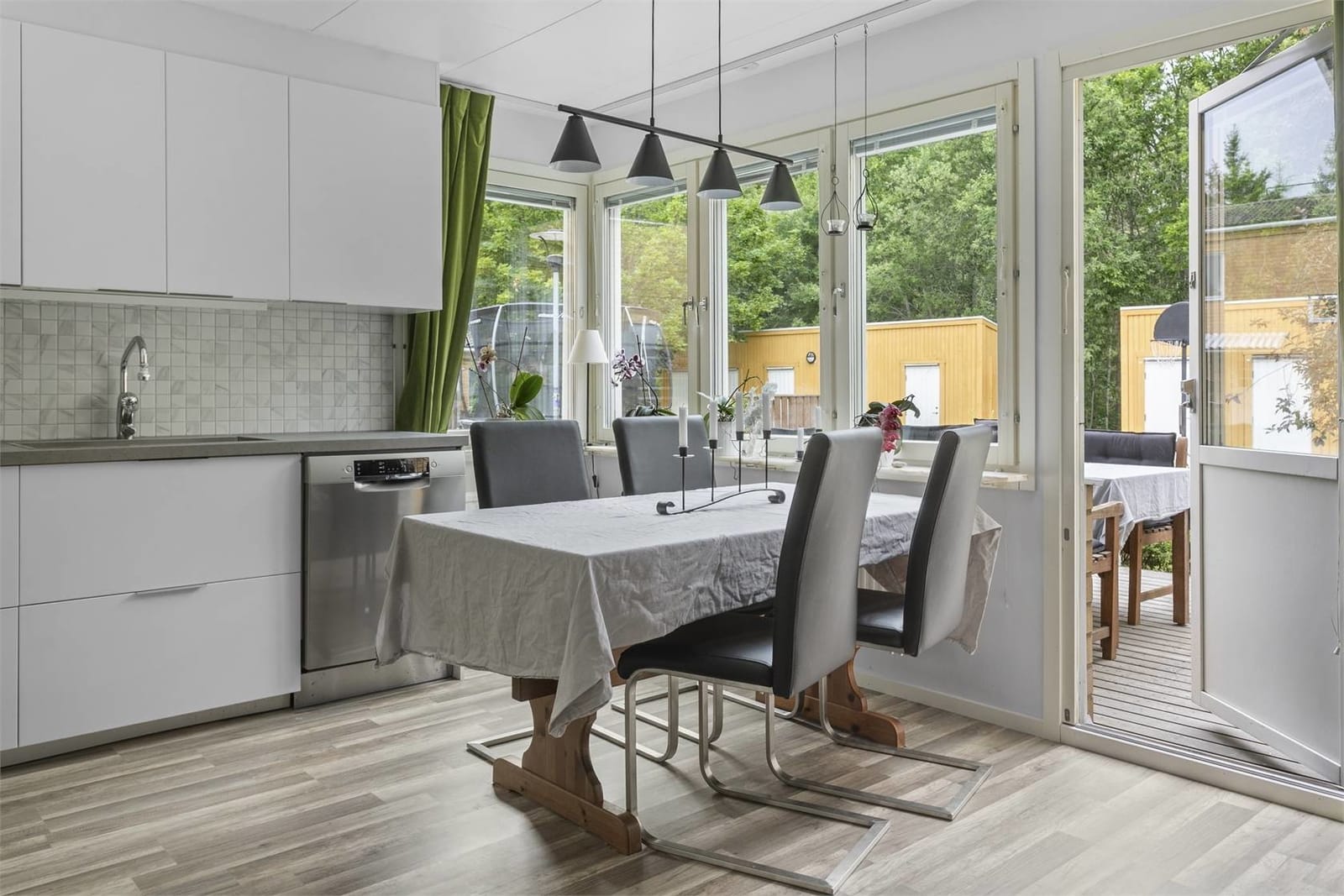 3 rok · 104 m² i Tumba – bild 8