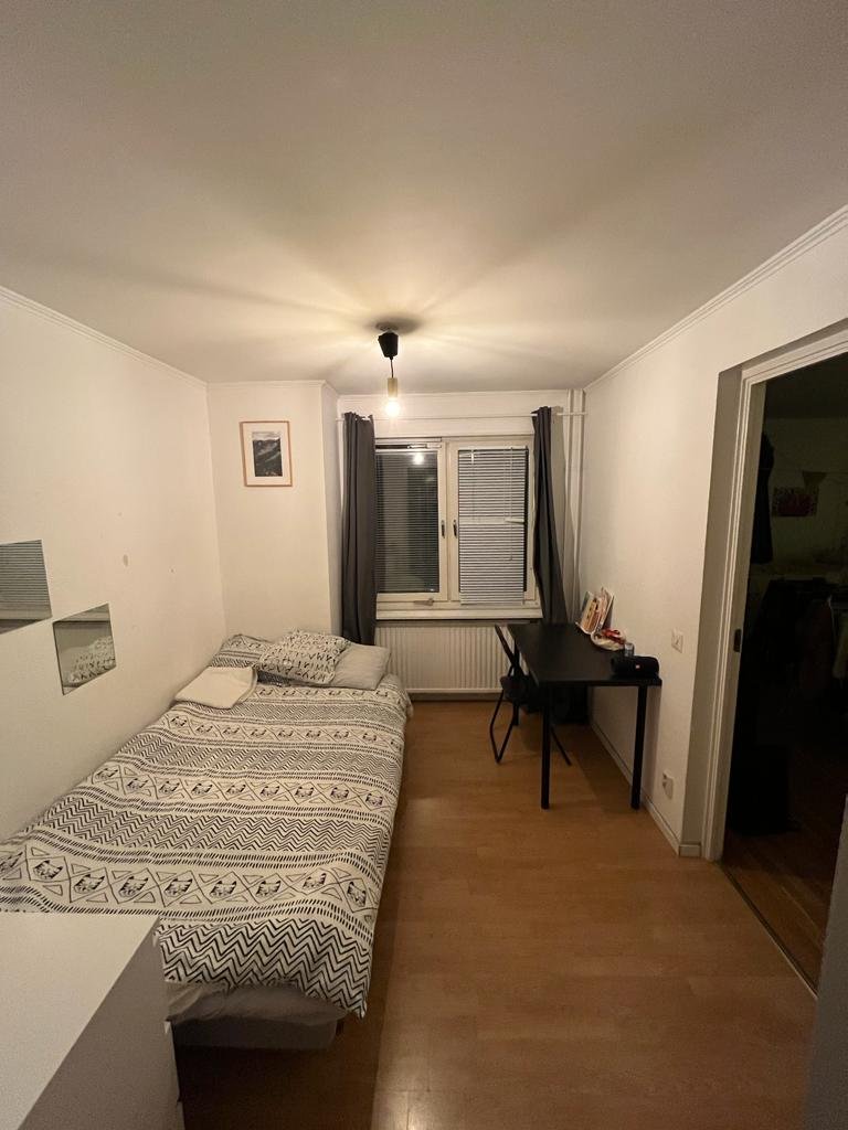Lägenhet, 4 rooms, 90 sqm, Älvsjö