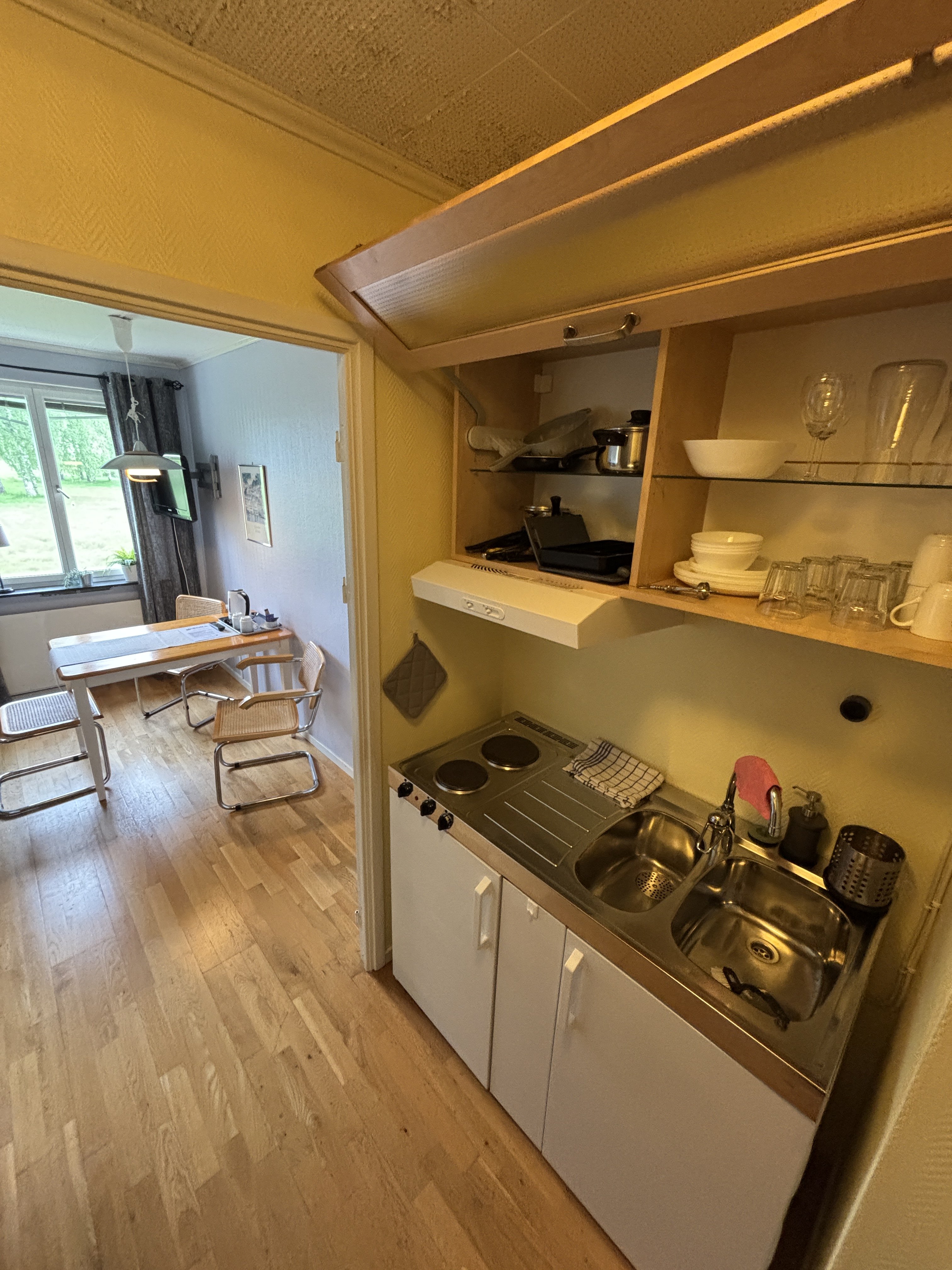Korridor, 3 rooms, 35 sqm, Brålanda – bild 3