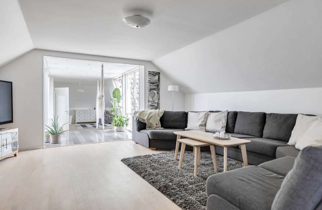 Villa/Hus, 10 rooms, 278 sqm, Hässleholm