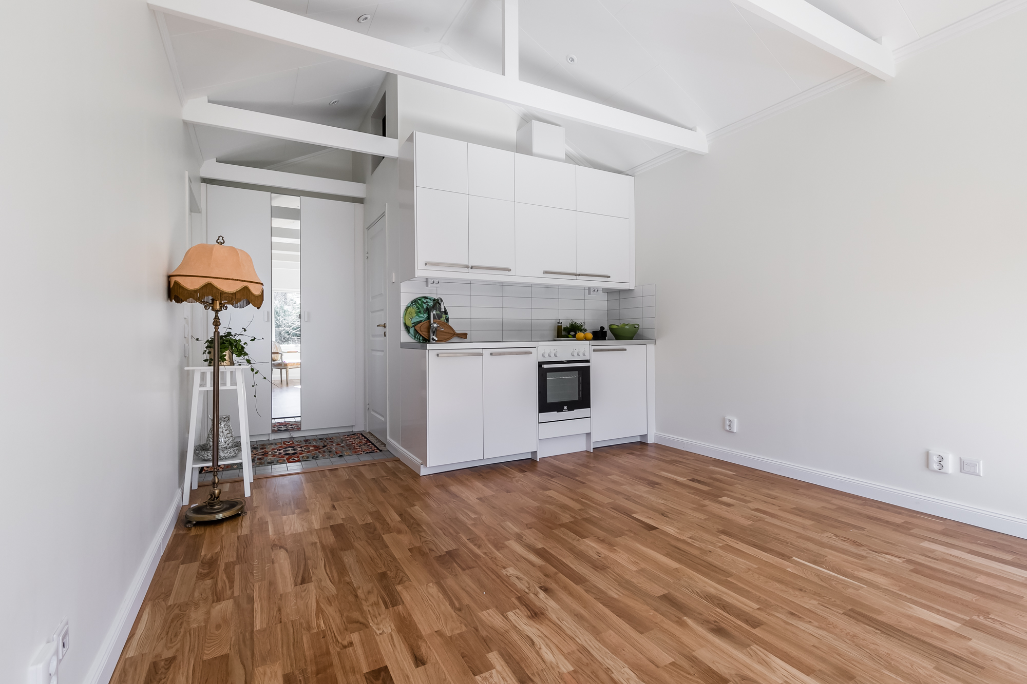Lägenhet, 1 rooms, 30 sqm, Segeltorp – bild 8