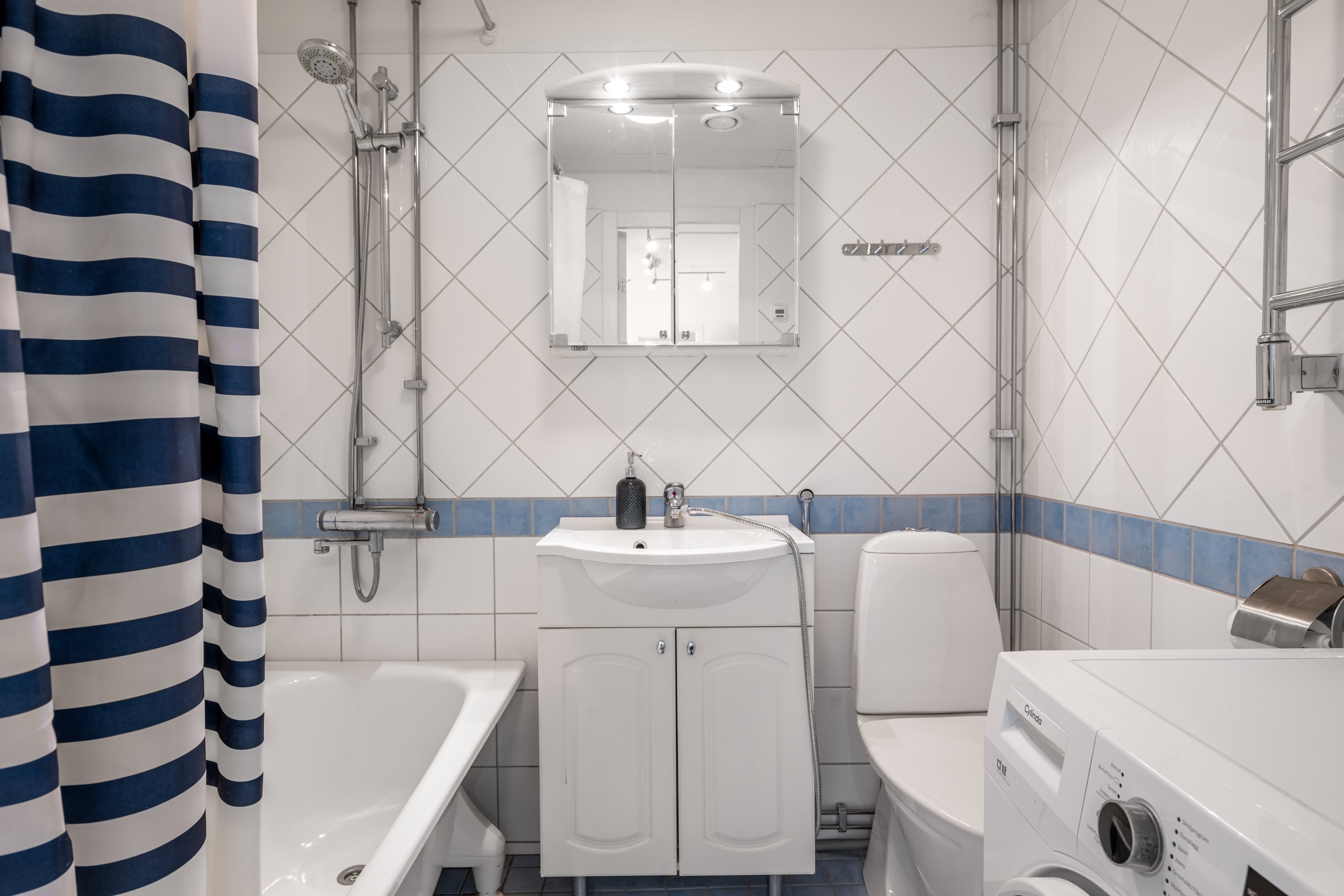 Lägenhet, 1 rooms, 60 sqm, Täby – bild 4
