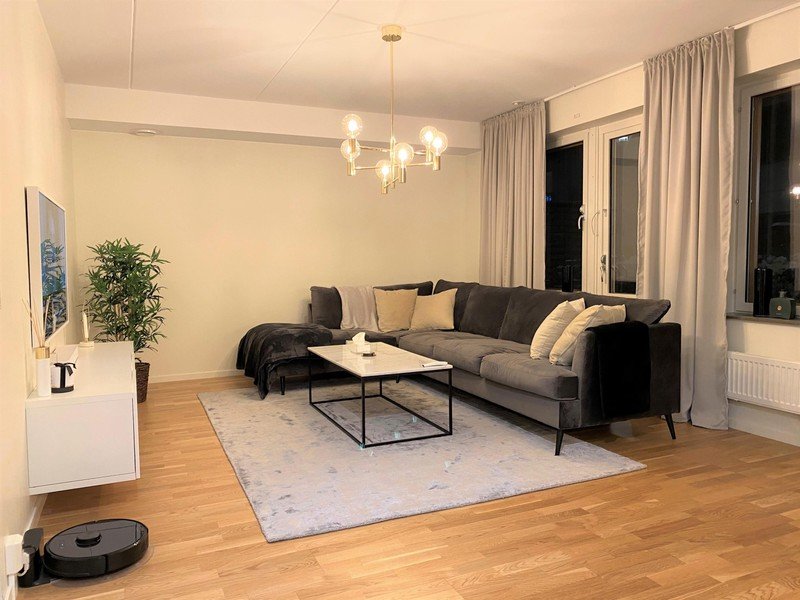 Lägenhet, 2 rooms, 70 sqm, Sollentuna