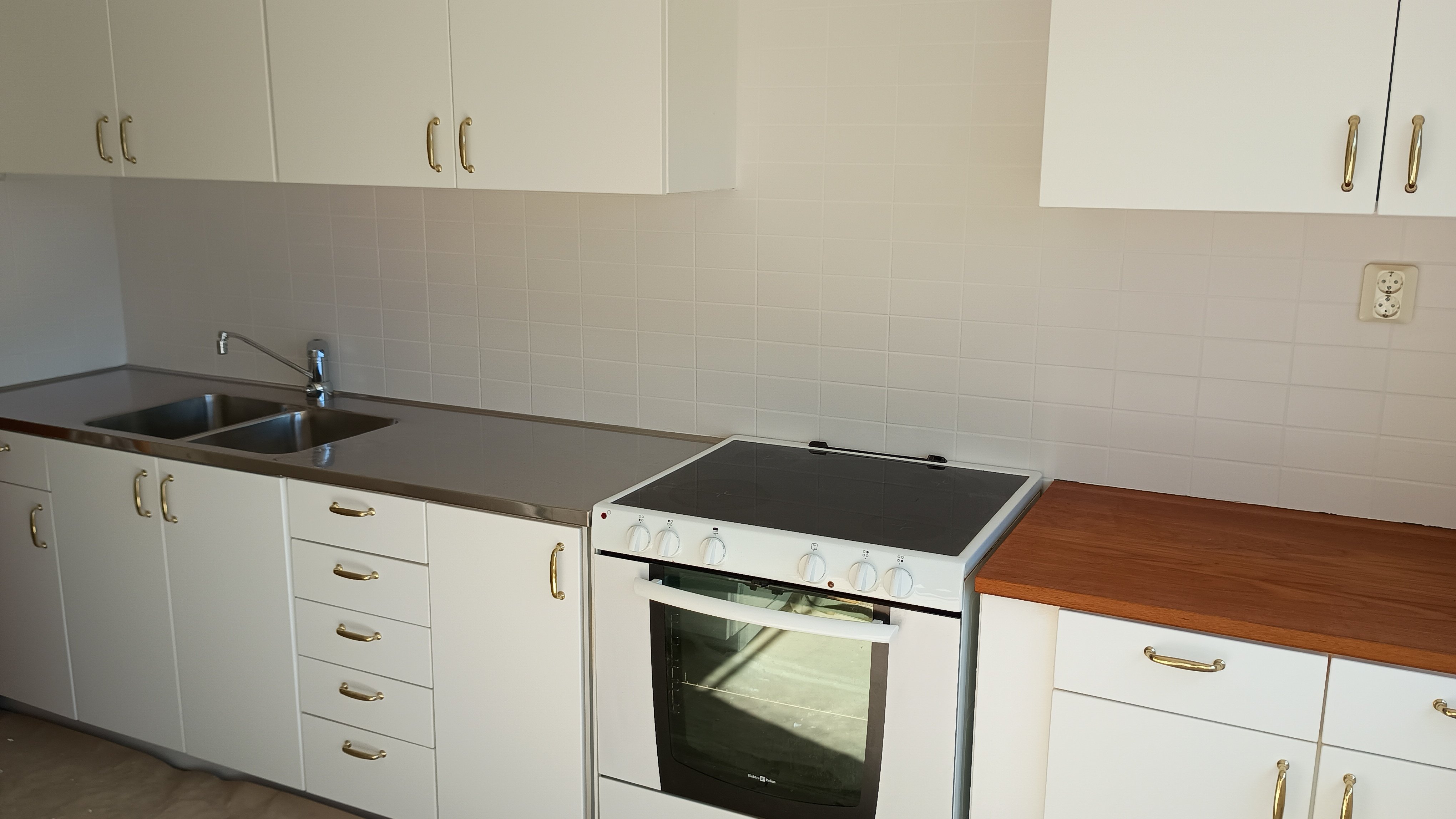 Lägenhet, 2 rooms, 55 sqm, Trollhättan – bild 2