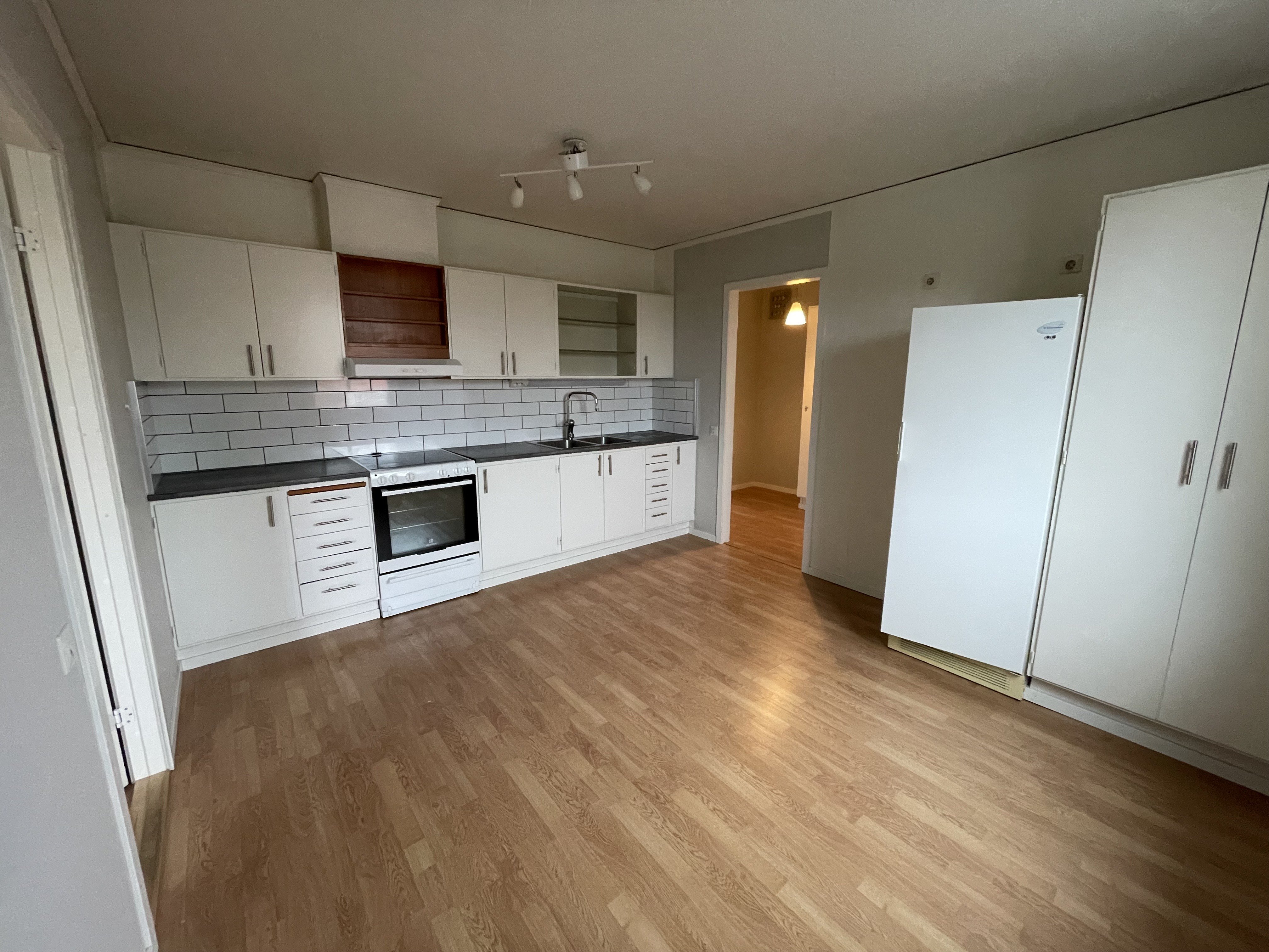 Lägenhet, 3 rooms, 80 sqm, Högsby – bild 4