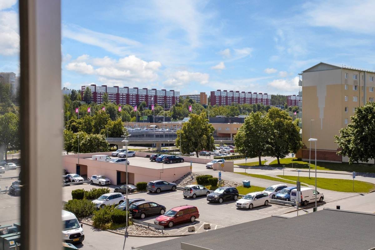 2 rok · 58 m² i Norsborg – bild 6