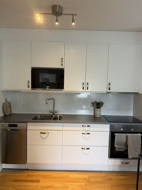 2 rok · 40 m² i Täby – bild 9