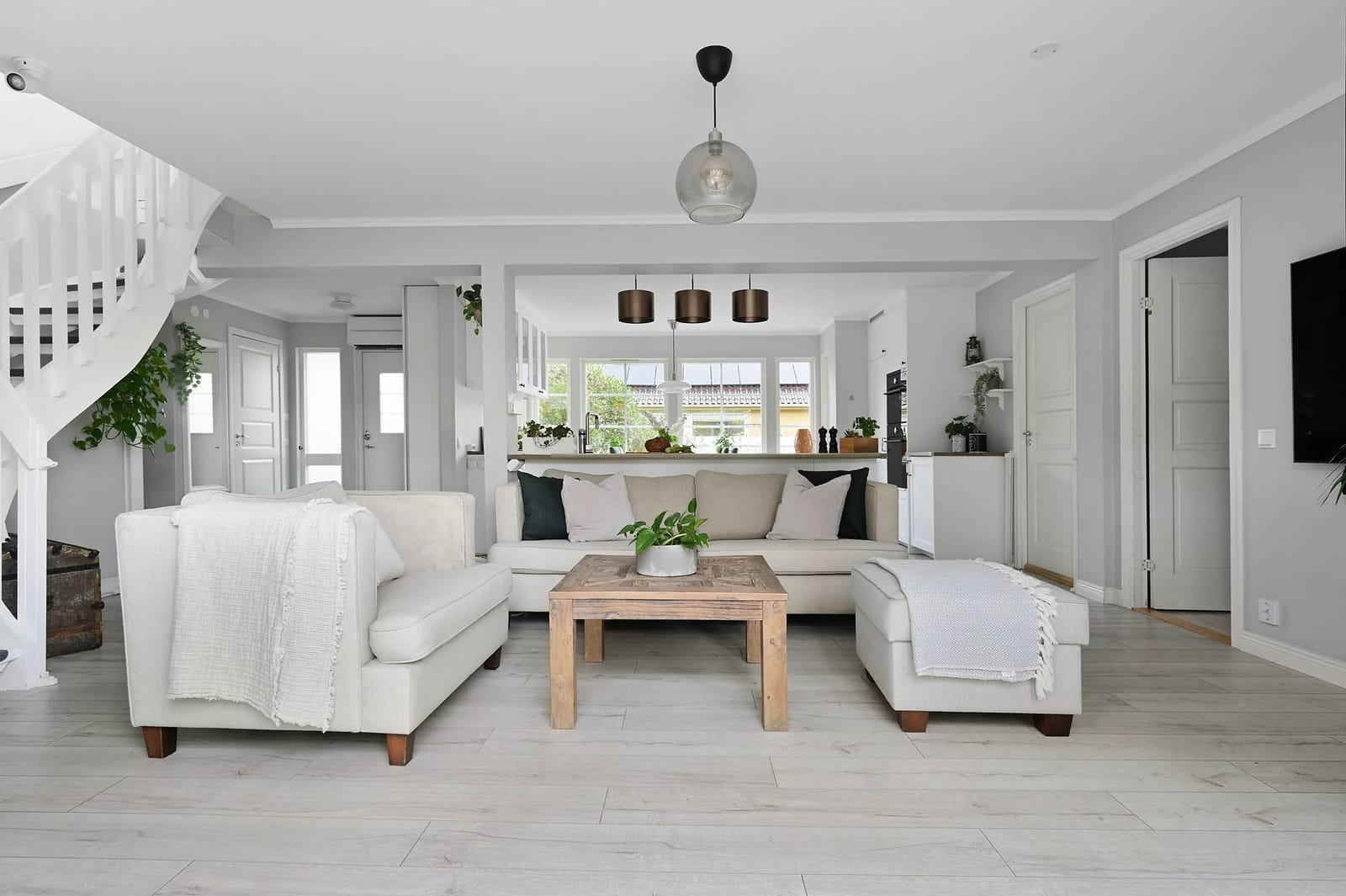 6 rok · 185 m² i Järfälla – bild 4