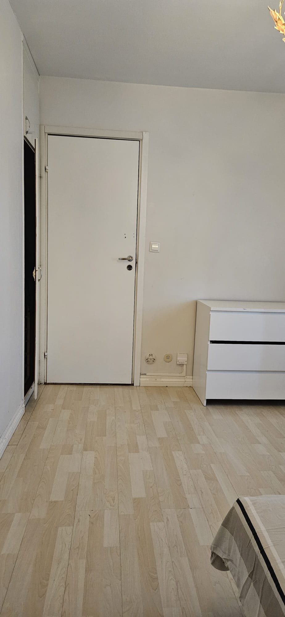 Lägenhet, 1 rooms, 11 sqm, Bagarmossen – bild 3