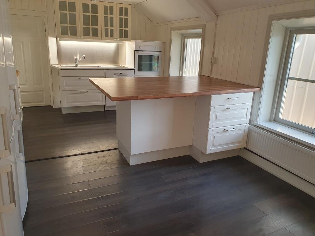 Lägenhet, 5 rooms, 145 sqm, Tranås