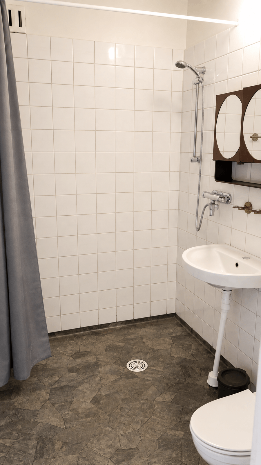 2 rok · 56 m² i Ramnäs – bild 4