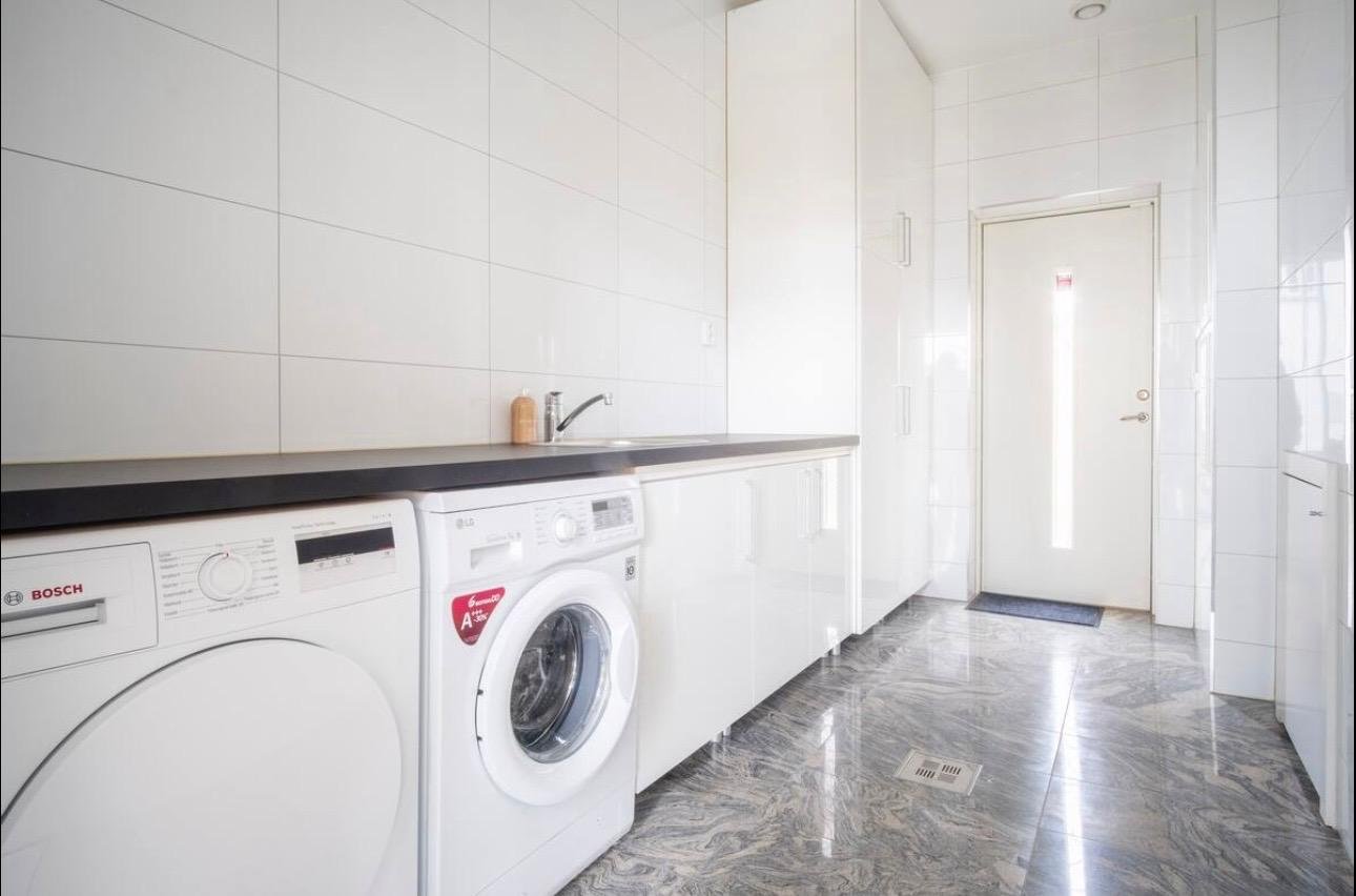 Villa/Hus, 6 rooms, 290 sqm, Järfälla – bild 7