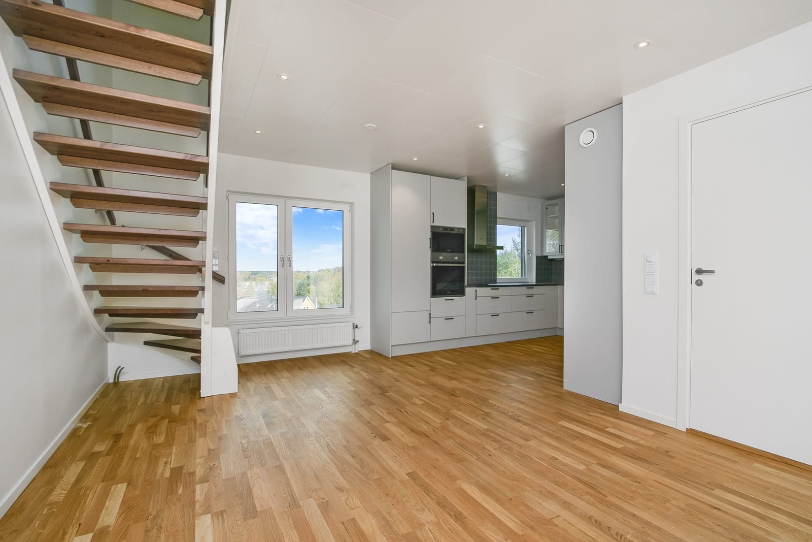 4 rok · 136 m² i Tumba – bild 3