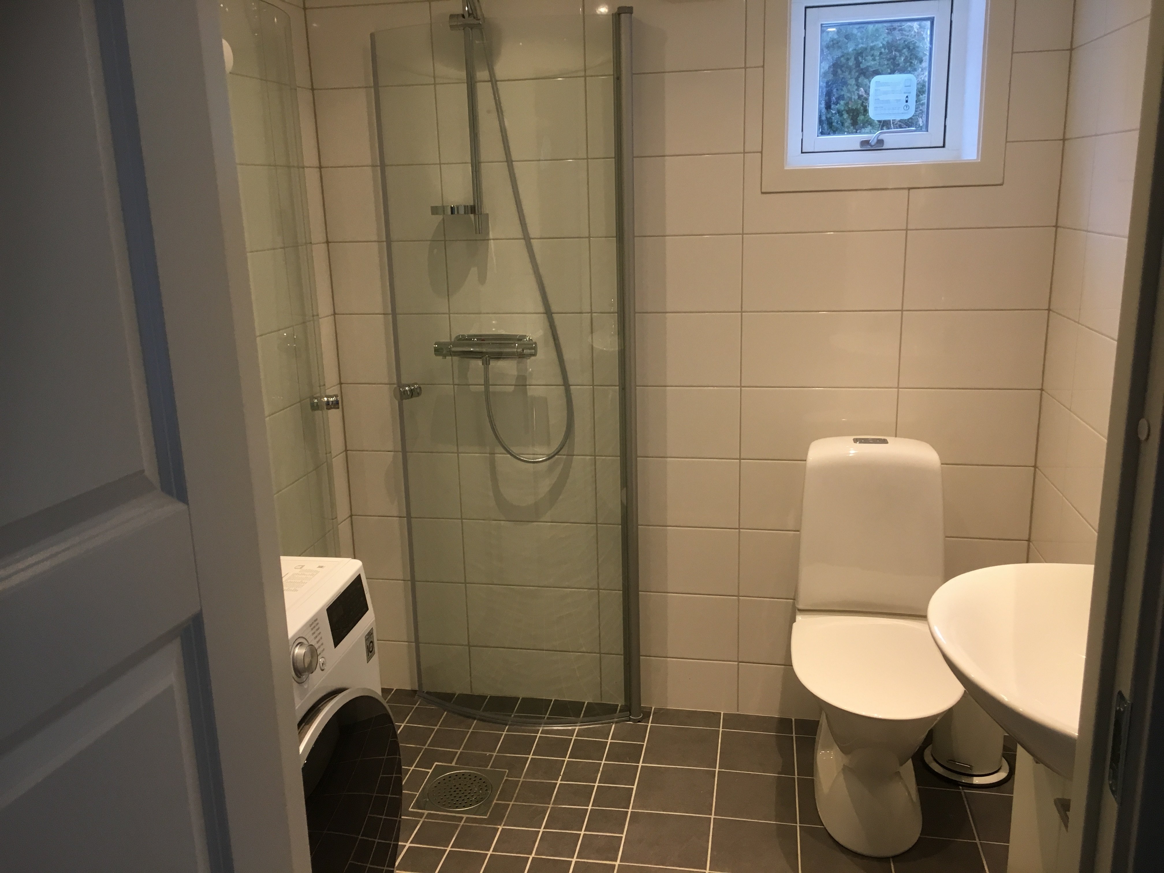 Stuga, 2 rooms, 25 sqm, Sollentuna – bild 2
