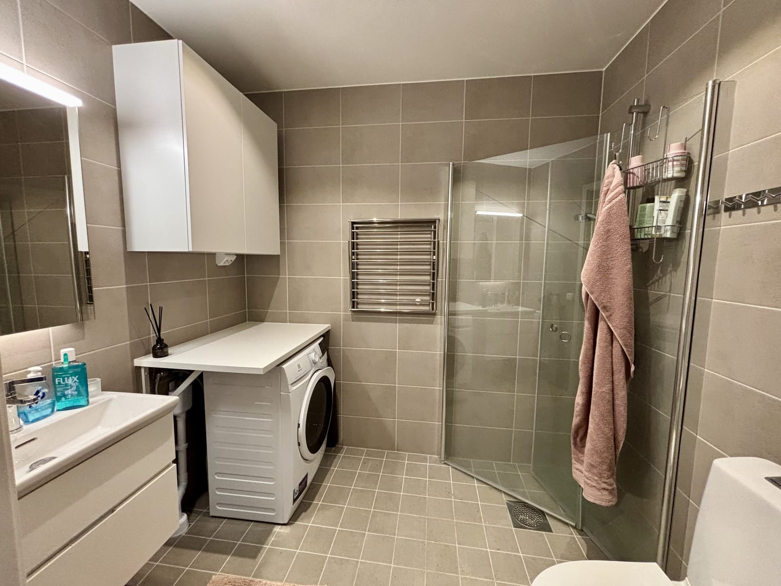 2 rok · 44 m² i Täby – bild 4