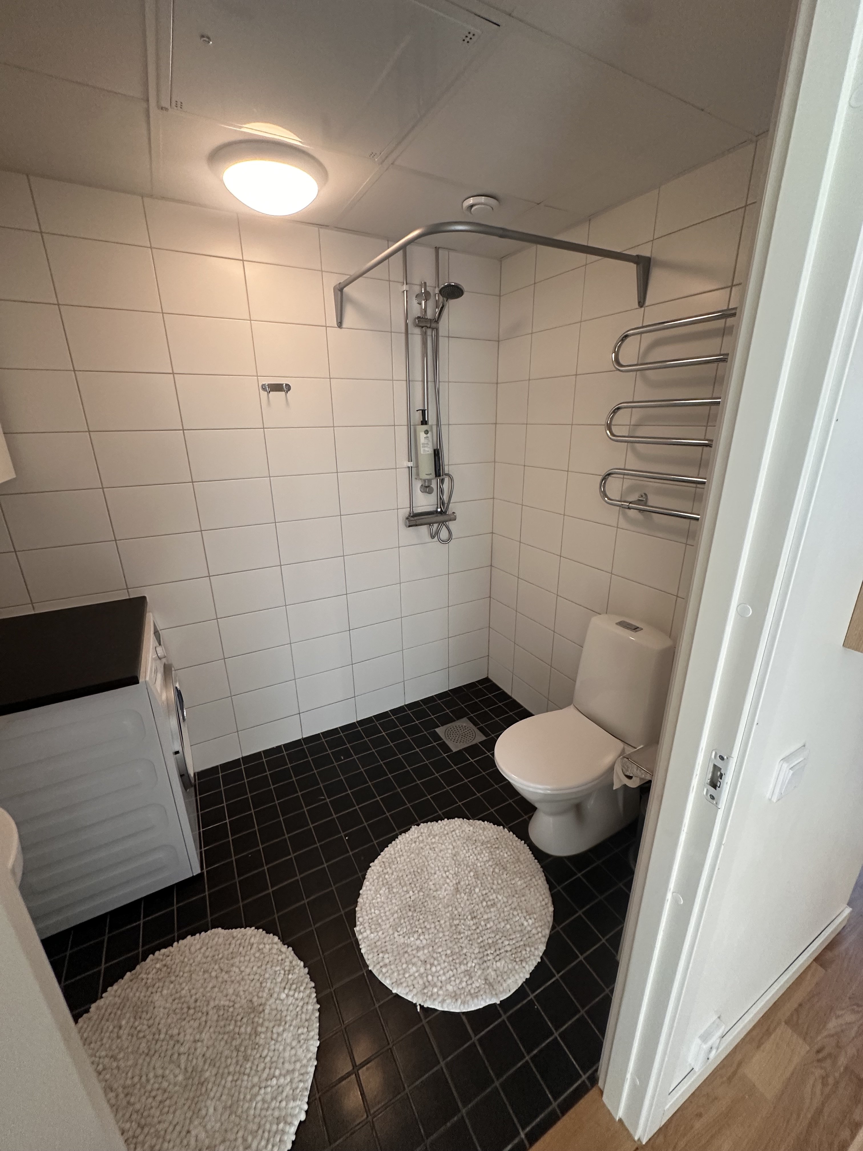 Lägenhet, 3 rooms, 44 sqm, Nacka – bild 3