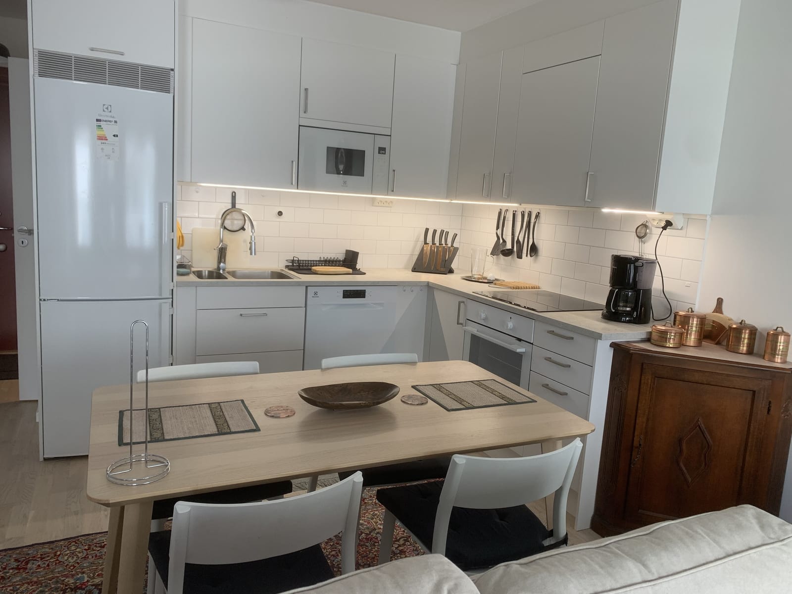 2 rok · 52 m² i Hässelby – bild 2