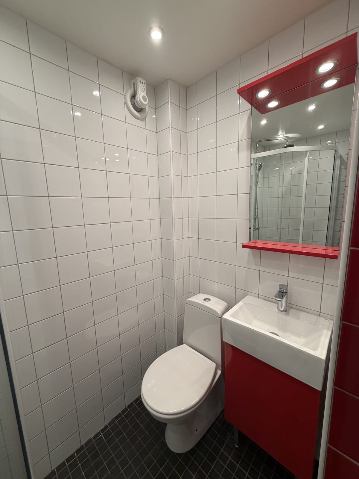 6 rok · 170 m² i Södertälje – bild 7