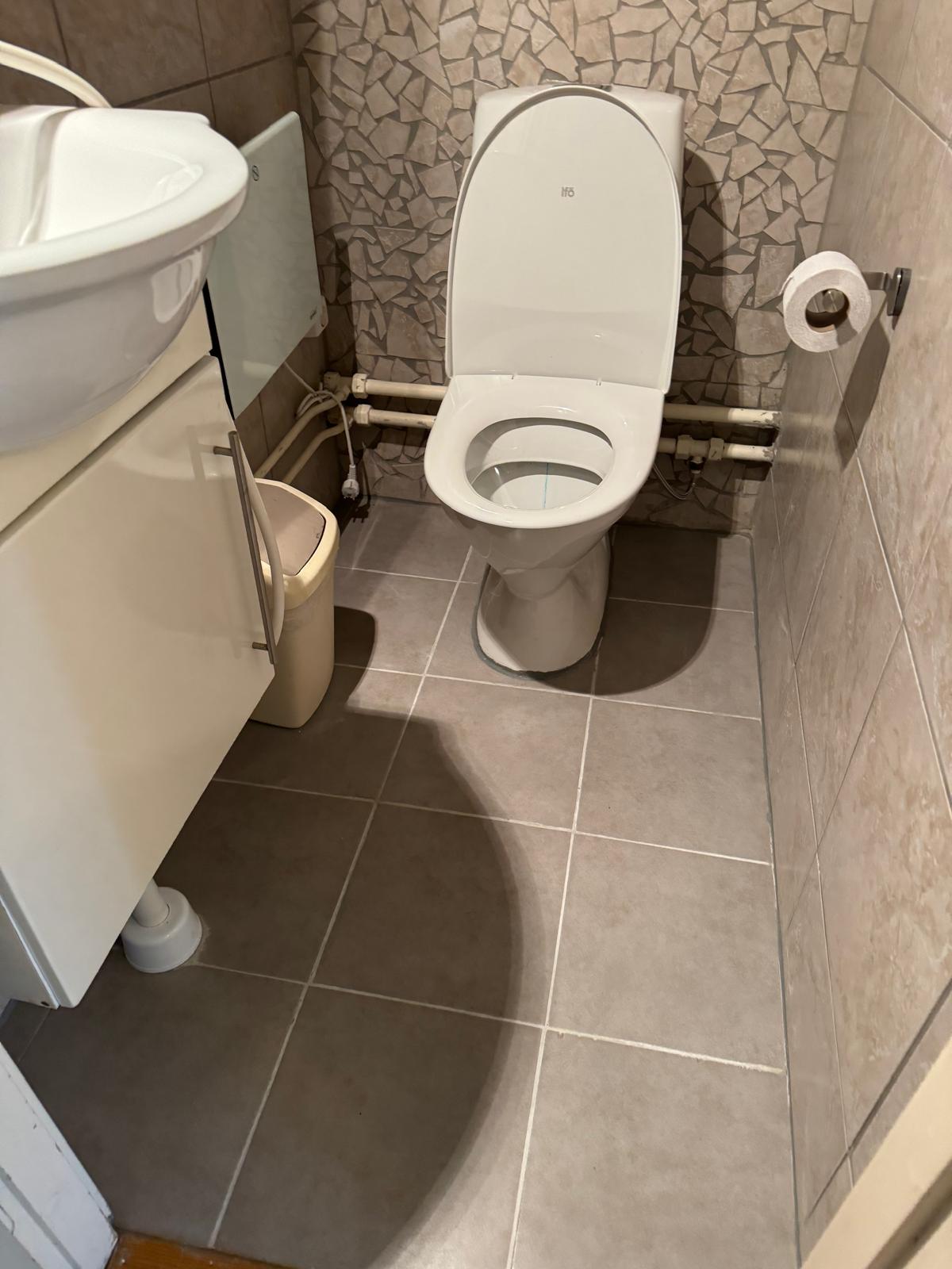 5 rok · 128 m² i Skärholmen – bild 3