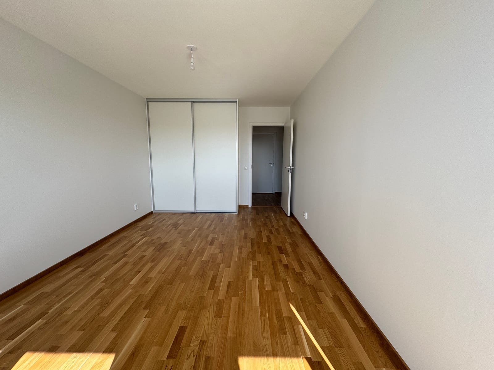 4 rok · 97 m² i Järfälla – bild 9