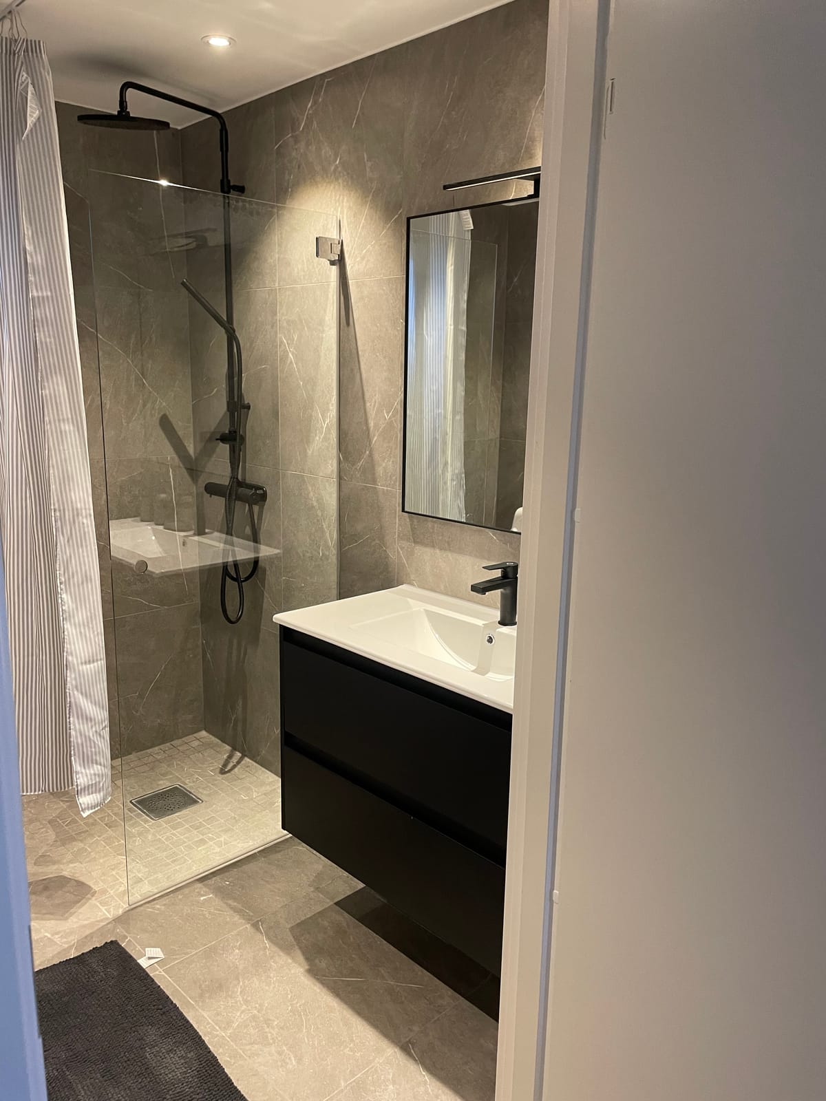 9 rok · 186 m² i Västerås – bild 2