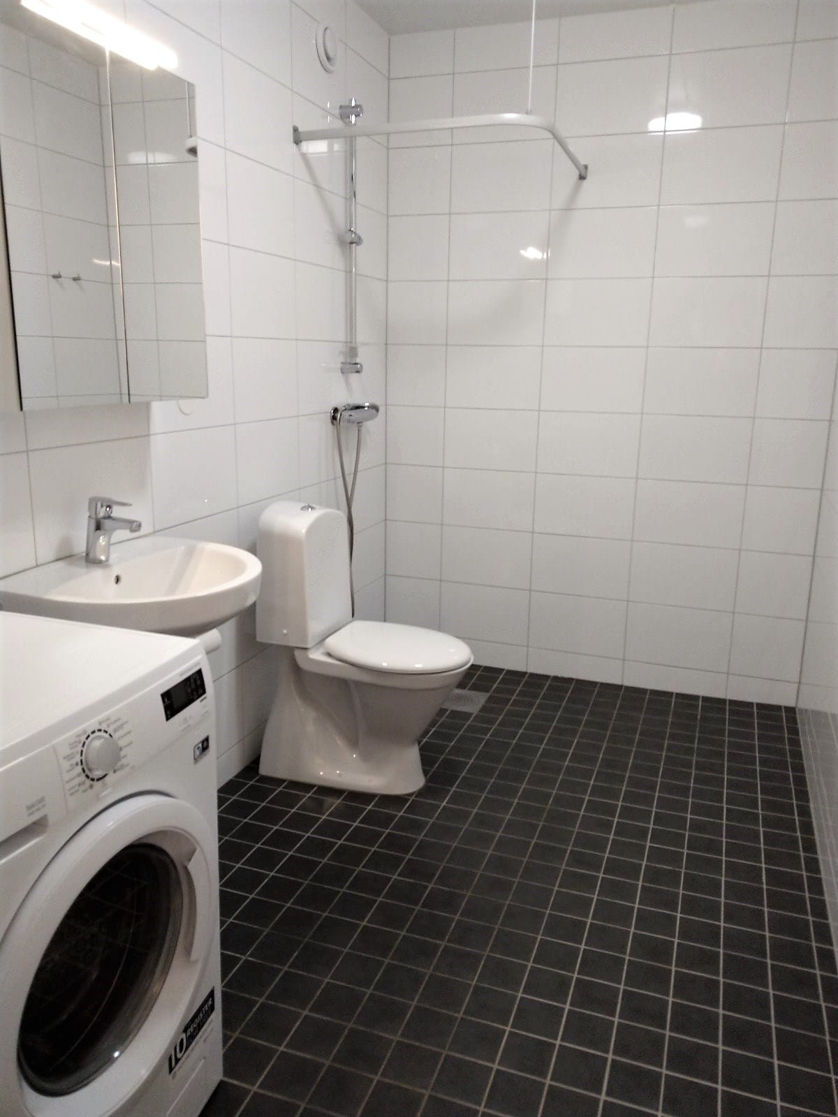 2 rok · 69 m² i Örebro – bild 4