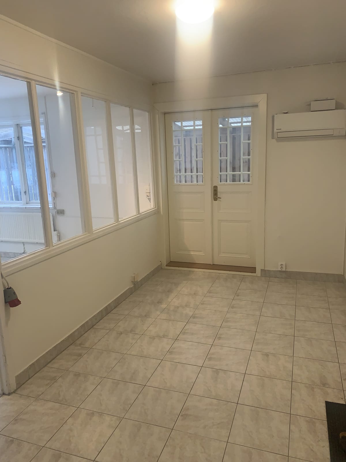 4 rok · 150 m² i Rånäs – bild 2