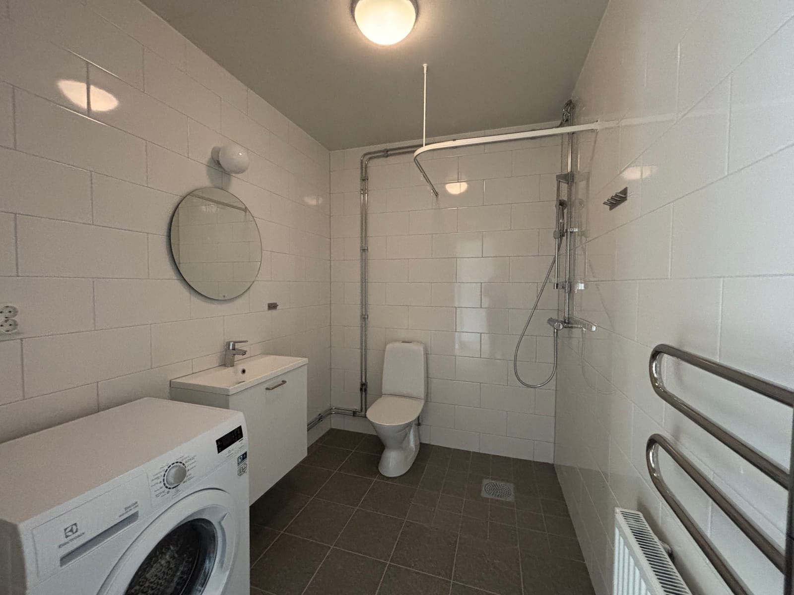 2 rok · 44 m² i Enköping – bild 13
