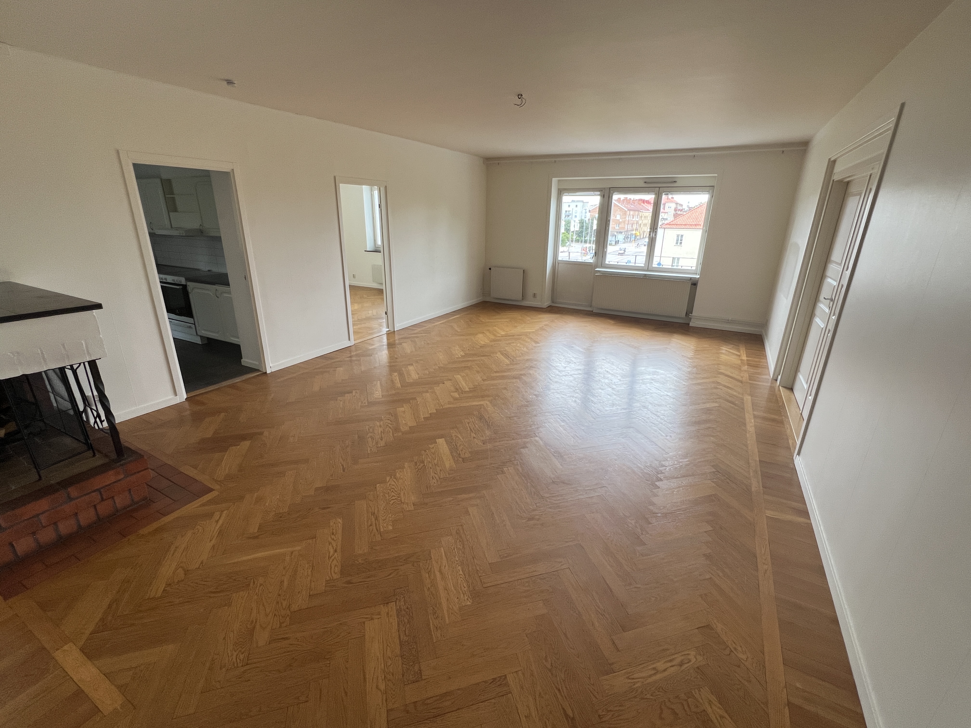 Lägenhet, 4 rooms, 130 sqm, Eskilstuna – bild 3