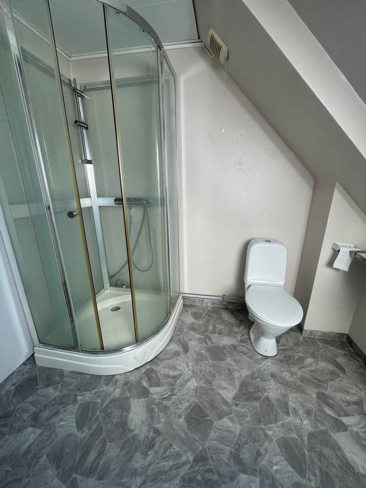 2 rok · 68 m² i Högsby – bild 4