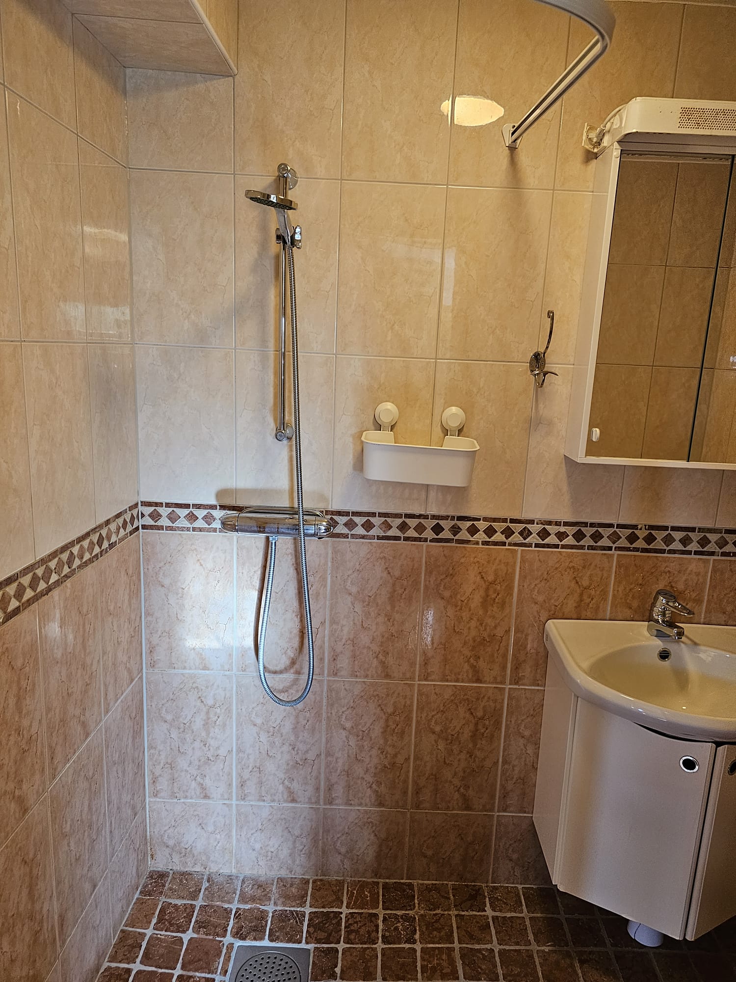 Lägenhet, 1 rooms, 40 sqm, Lidingö – bild 8