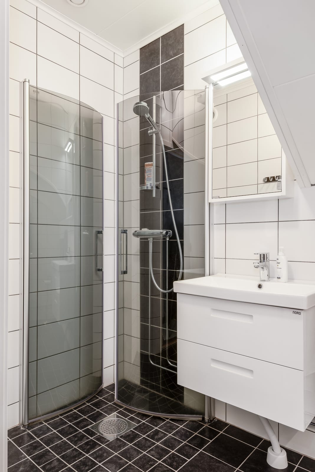 2 rok · 45 m² i Bograngen – bild 2