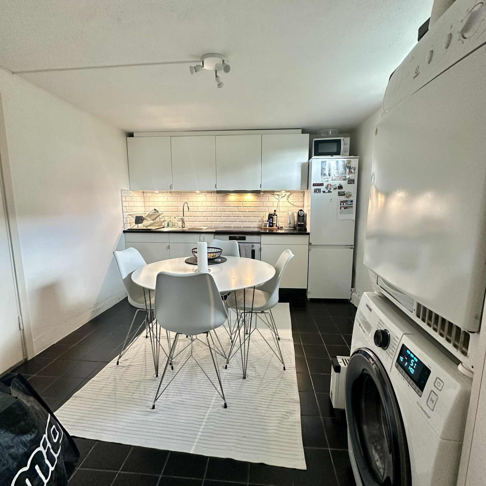 1 rok · 40 m² i Hässelby – bild 4