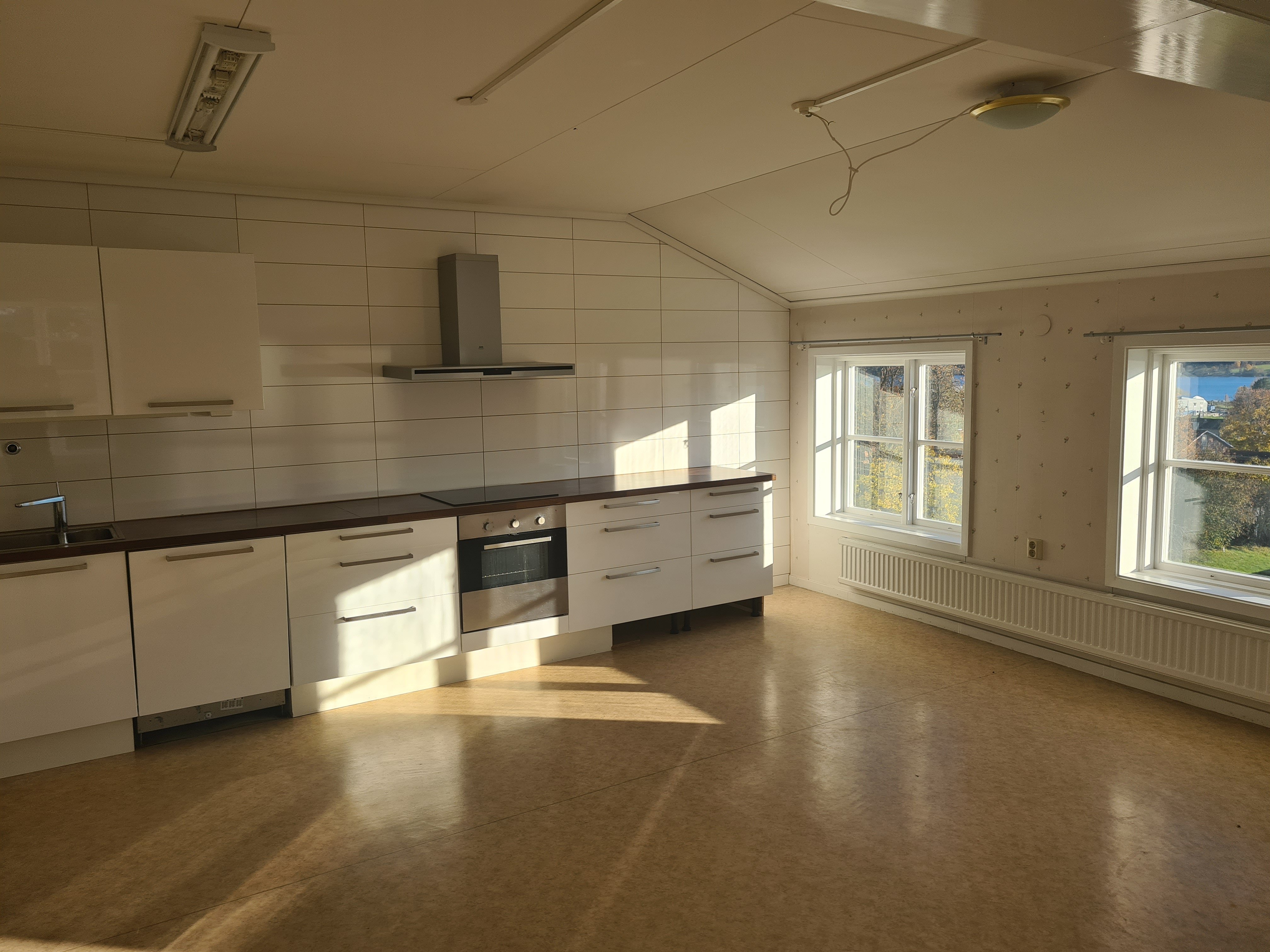 Villa/Hus, 6 rooms, 750 sqm, Fränsta – bild 8
