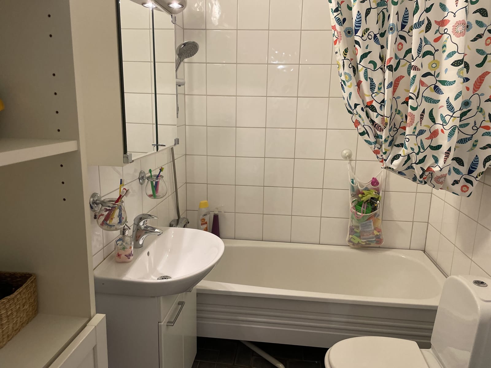 4 rok · 98 m² i Täby – bild 6