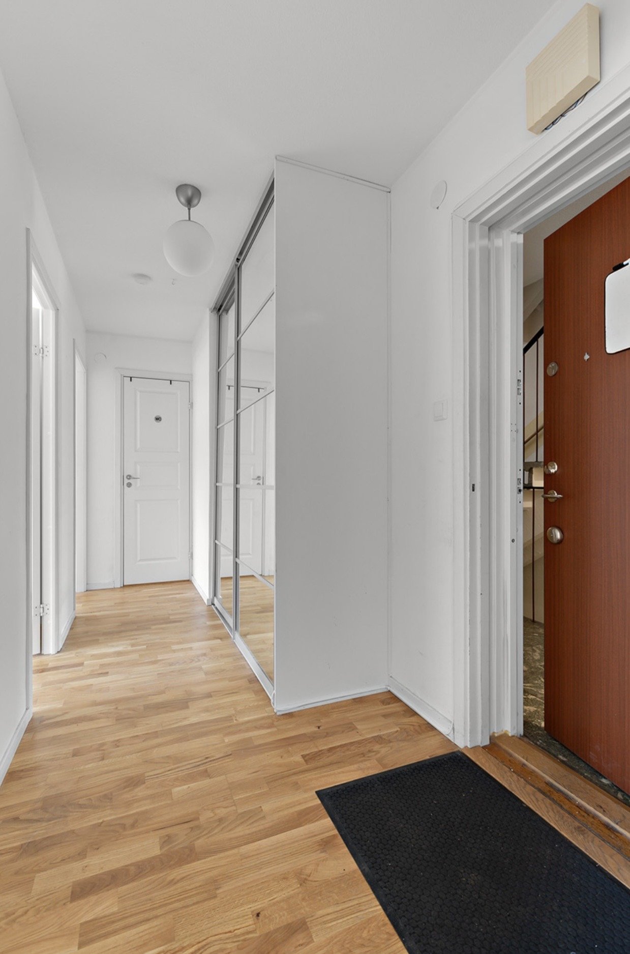1 rok · 15 m² i Järfälla – bild 5