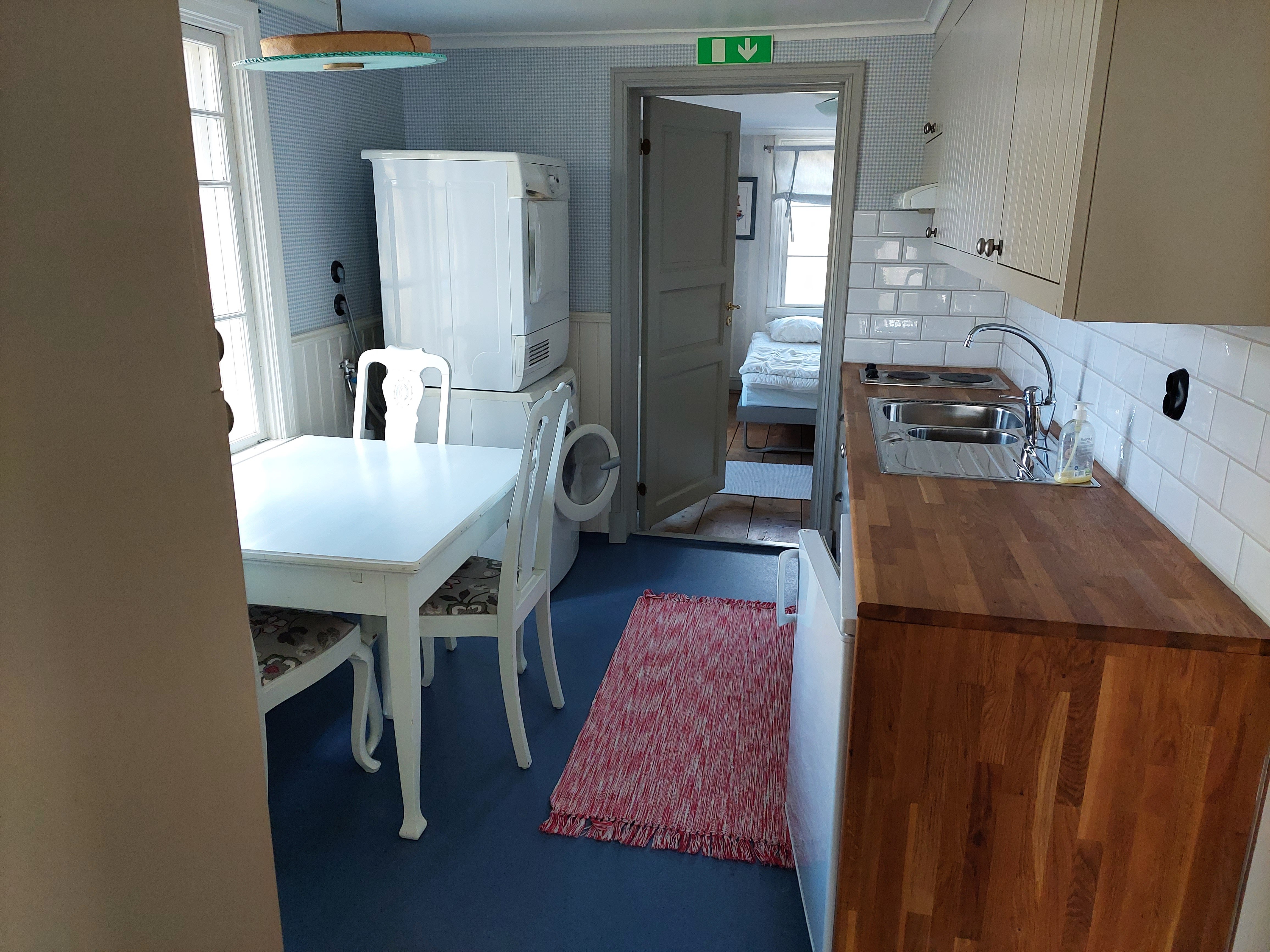 Villa/Hus, 5 rooms, 240 sqm, Mellerud – bild 3