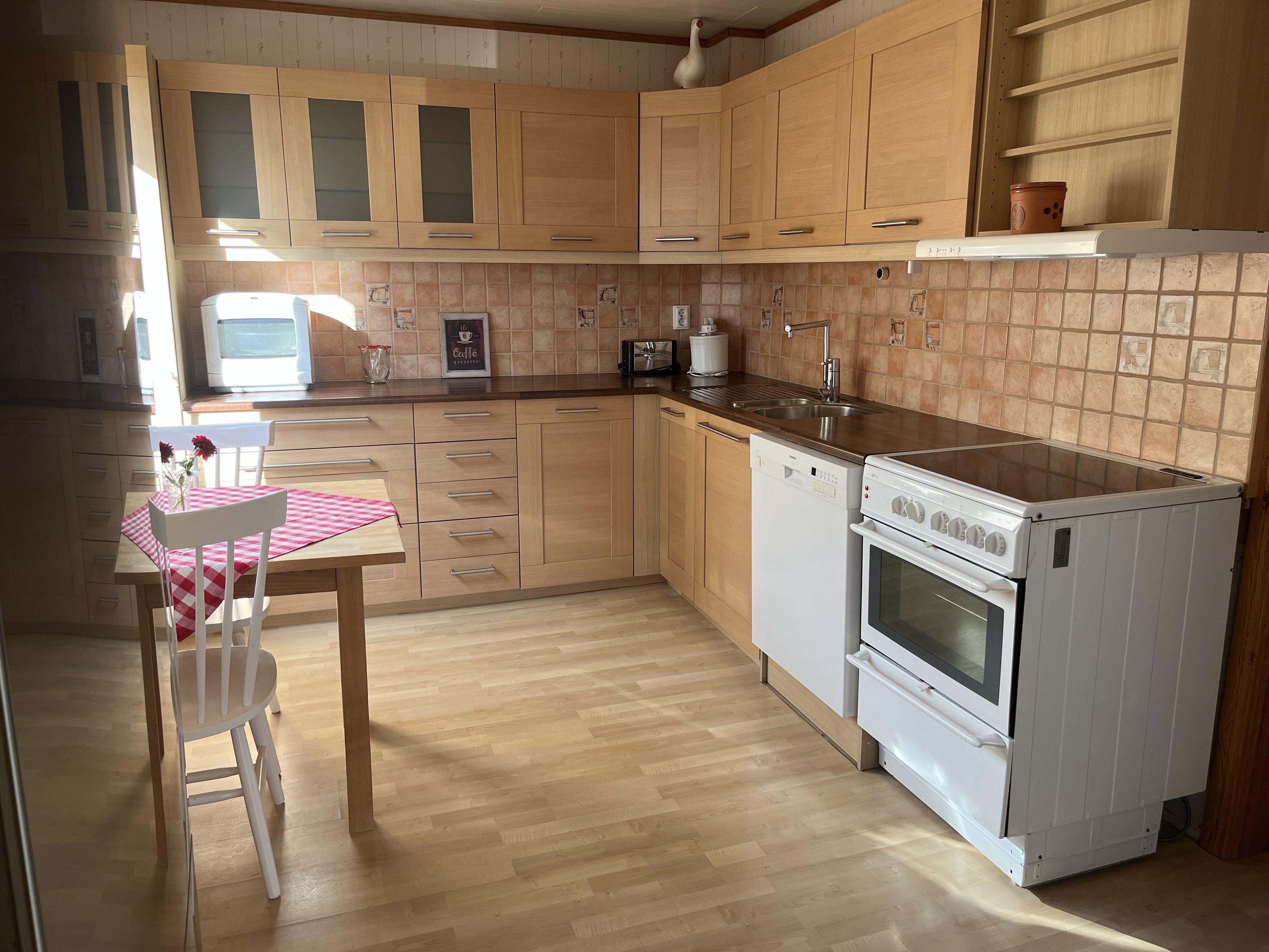 Villa/Hus, 2 rooms, 35 sqm, Segeltorp – bild 4